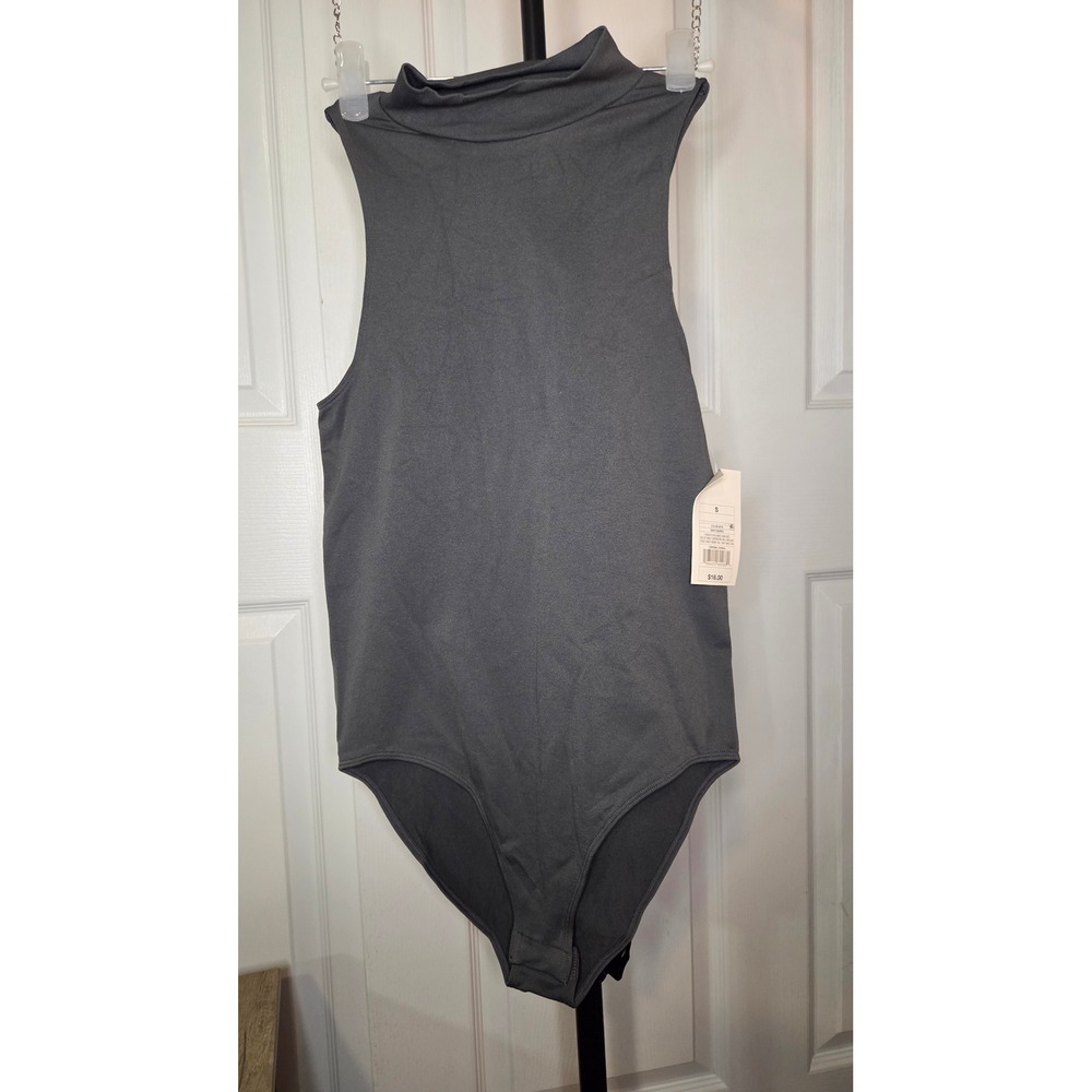 A New Day Gray Mock Neck Sleeveless Bodysuit Size S NWT Minimalist Chic